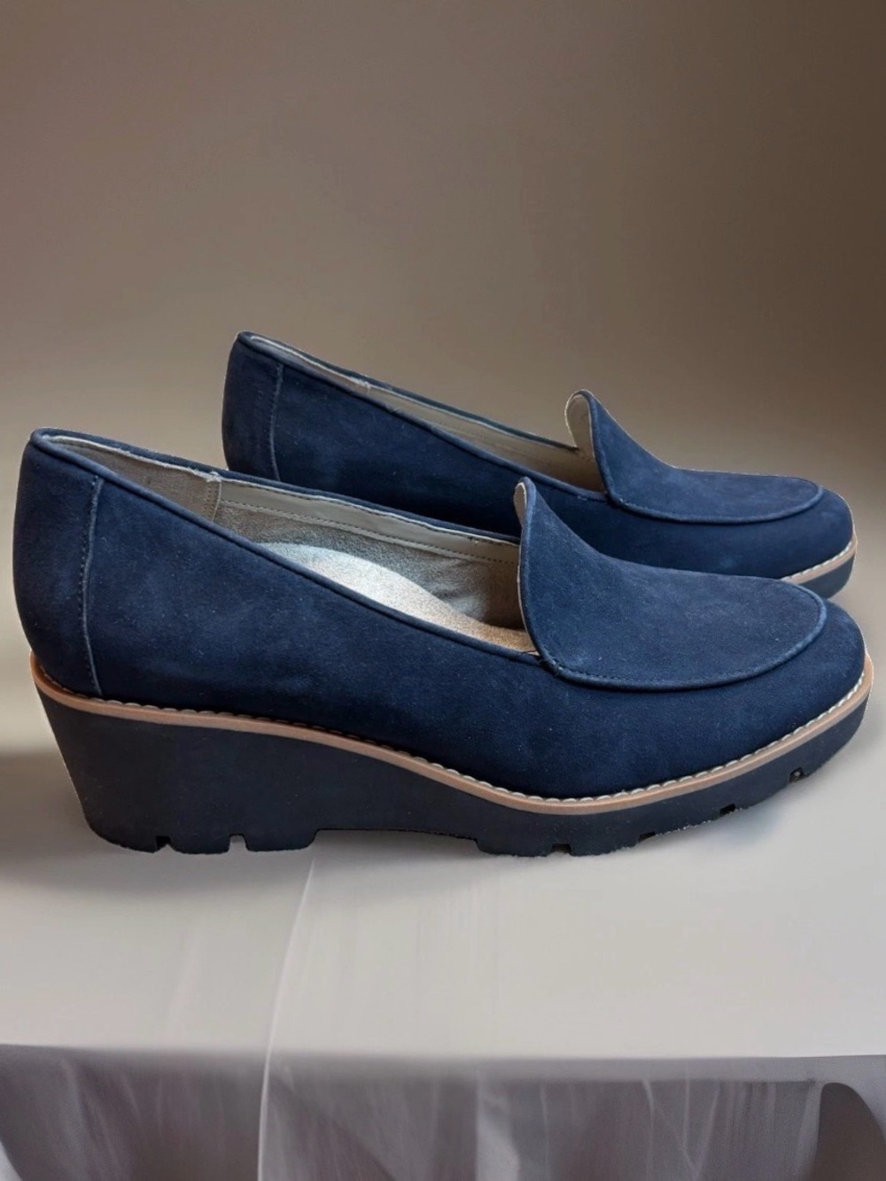 Vionic Ava Navy Wedge Loafers Women’s Shoe Size 9 Wide New Without Box